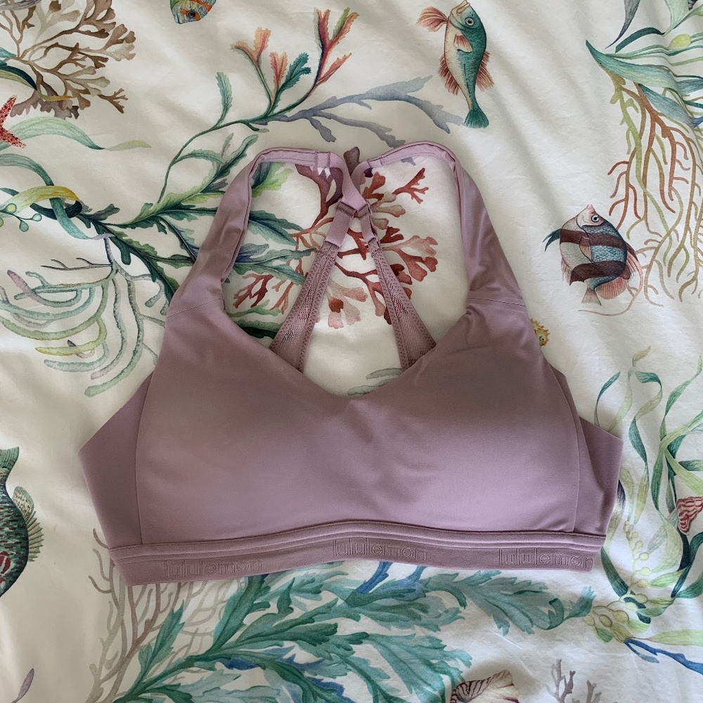 Lululemon 32B lavender padded sports bra